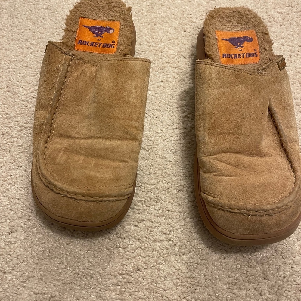 Woman’s Rocket Dog Size 10 tan Clog/Slides